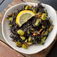 Салат из хиджики с бобами Эдамаме Хиджики Сарада 0,2кг.